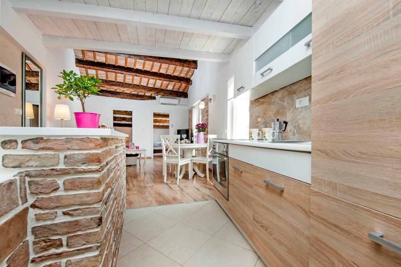 Apartment Casa Alek Rovinj Buitenkant foto
