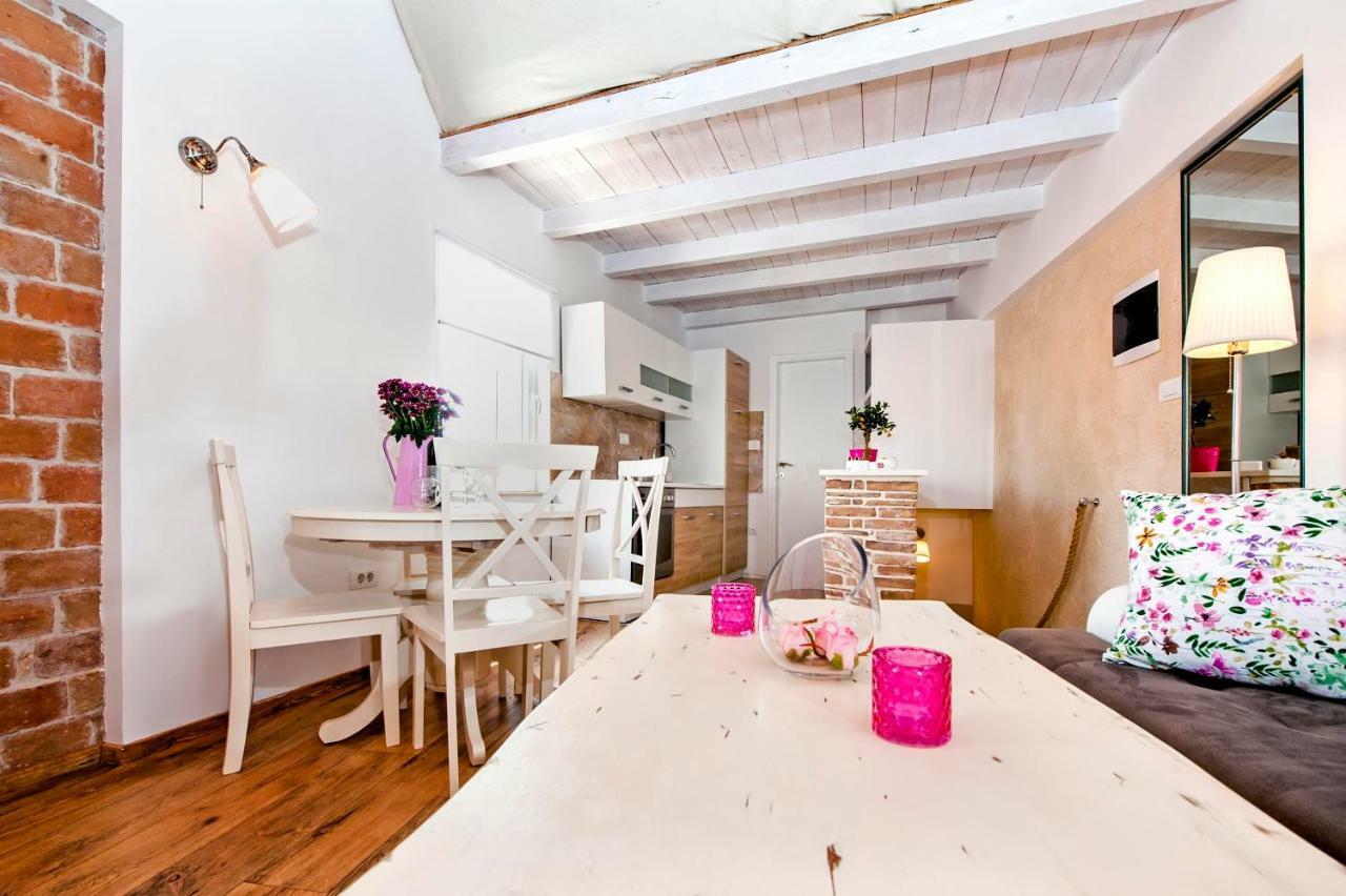 Apartment Casa Alek Rovinj Buitenkant foto