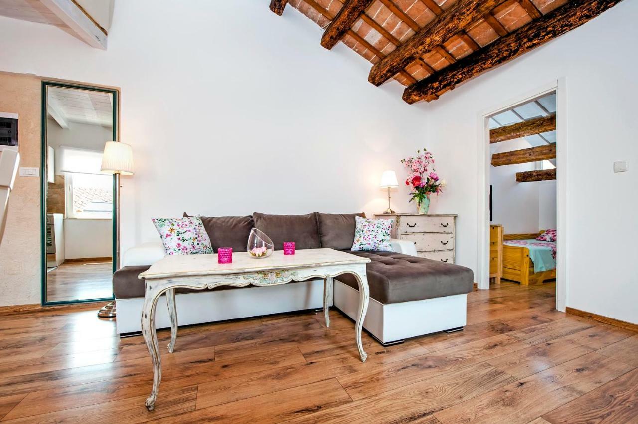 Apartment Casa Alek Rovinj Buitenkant foto
